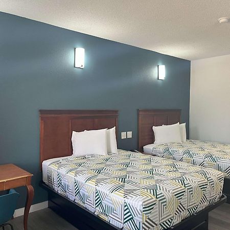 Motel 6 Cleveland, Ms - Delta State University Exterior photo