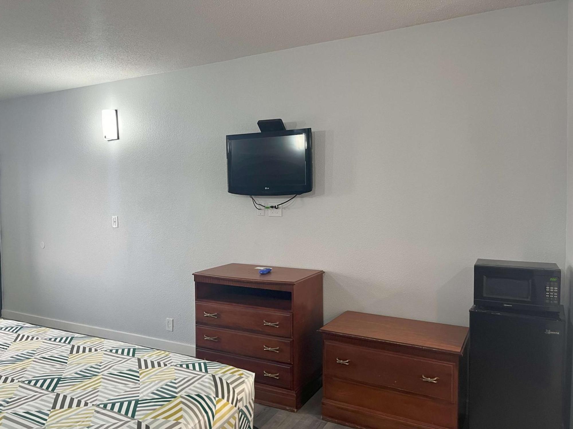 Motel 6 Cleveland, Ms - Delta State University Exterior photo